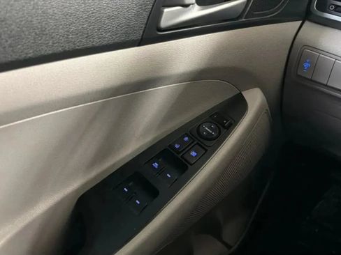 Used 2018 Hyundai Tucson SEL FWD image 15