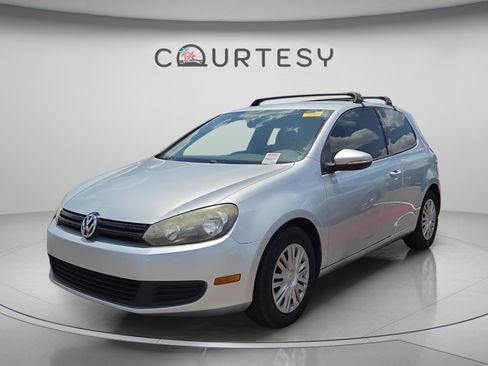 Used 2013 Volkswagen Golf 2-Door FWD image 1