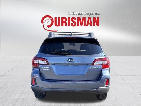 Used 2017 Subaru Outback 2.5i Premium image 3