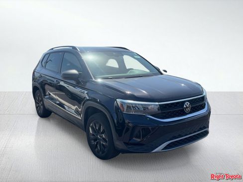 Used 2023 Volkswagen Taos S w/ IQ Drive S Package image 5