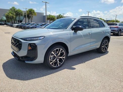 New 2026 Audi Q3 quattro 2.0T AWD/4WD image 3