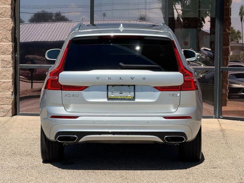 Used 2019 Volvo XC60 T5 R-Design w/ Protection Package image 10