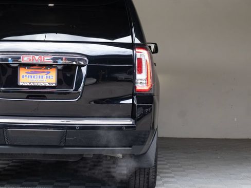 Used 2020 GMC Yukon Denali w/ Denali Ultimate Package AWD/4WD image 14