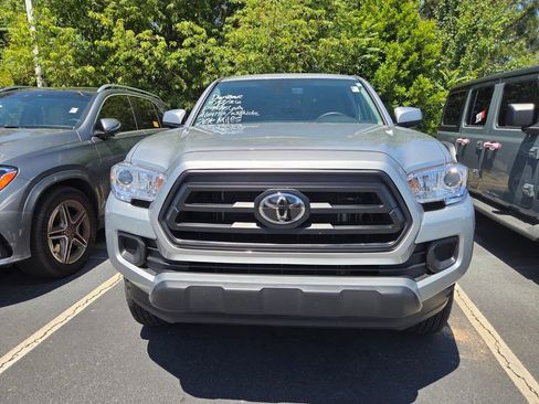 Used 2023 Toyota Tacoma SR AWD/4WD image 2