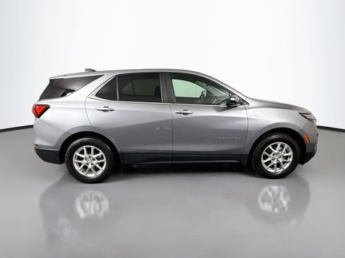 Used 2023 Chevrolet Equinox LT w/ Driver Convenience Package AWD/4WD image 11