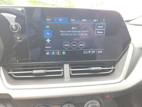 Used 2024 Chevrolet Trax LS w/ Driver Confidence Package FWD image 18