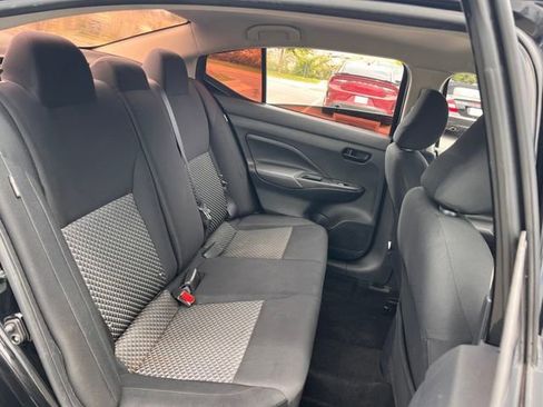 Used 2020 Nissan Versa S FWD image 27