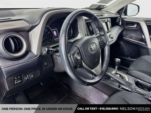Used 2018 Toyota RAV4 XLE w/ Plus Extra Value Package AWD/4WD image 9