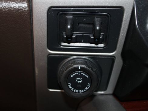 Used 2022 Ford F350 King Ranch w/ King Ranch Ultimate Package AWD/4WD image 27