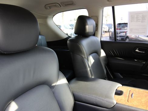 Used 2021 Nissan Armada SL w/ Captain's Chairs Package image 24