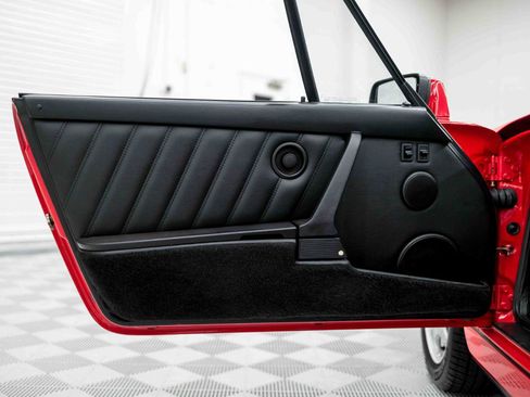 Used 1990 Porsche 911 Targa image 50