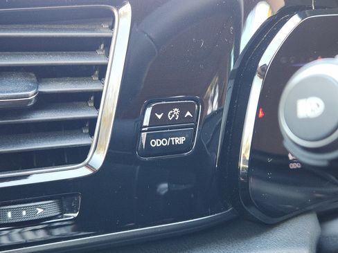 Used 2024 Lexus NX 250 FWD w/ Premium Package image 28