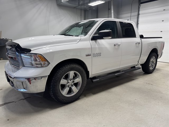 Used 2018 RAM 1500 SLT AWD/4WD image 2
