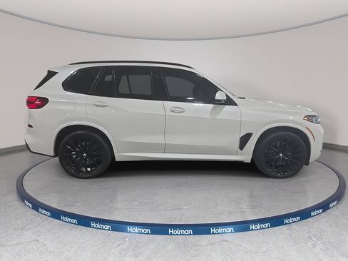 Certified 2024 BMW X5 sDrive40i w/ Executive Package RWD image 4