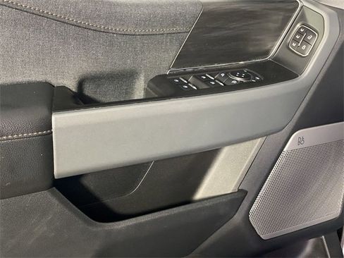 Used 2024 Ford F150 Lariat w/ FX4 Off-Road Package image 29
