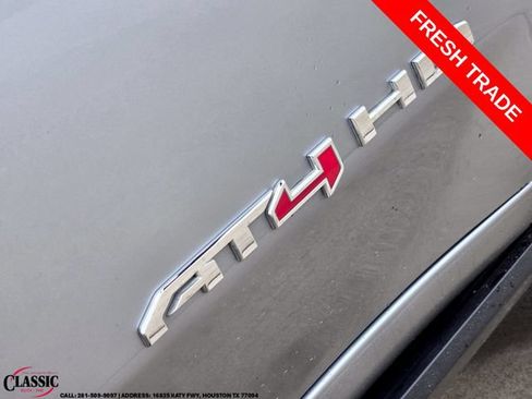 Used 2024 GMC Sierra 2500 AT4 w/ AT4 Premium Plus Package AWD/4WD image 11