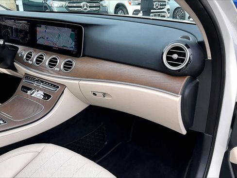 Used 2020 Mercedes-Benz E 350 E 350 image 19