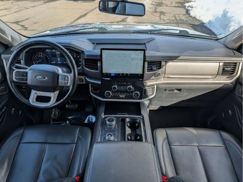 Used 2024 Ford Expedition Max XLT AWD/4WD image 24