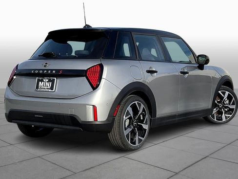 Used 2025 MINI Cooper S image 12