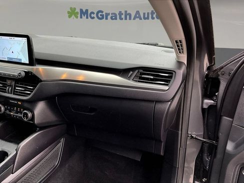Used 2022 Ford Escape Titanium AWD/4WD image 30