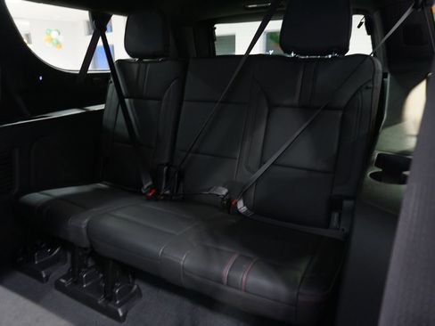 Used 2024 Chevrolet Suburban RST image 12