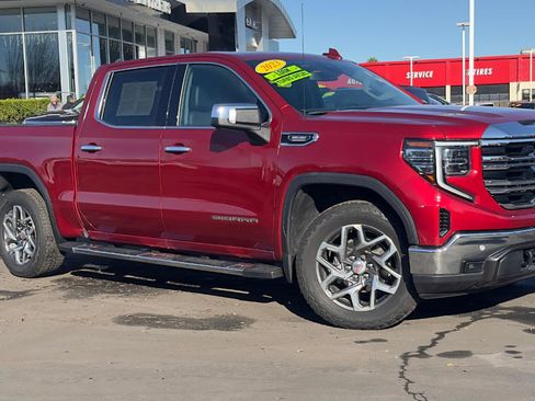 Used 2023 GMC Sierra 1500 SLT w/ SLT Premium Plus Package image 2