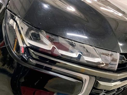 Used 2021 Chevrolet Tahoe Z71 image 30