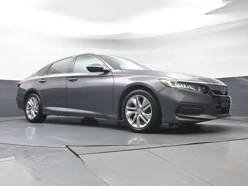 Used 2019 Honda Accord LX image 31