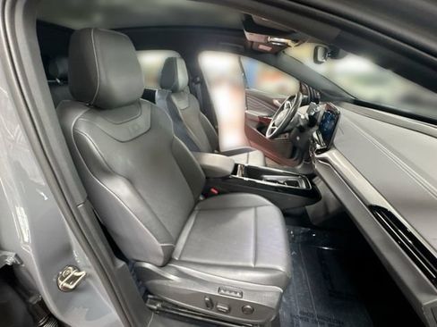 Certified 2023 Volkswagen ID.4 Pro S AWD/4WD image 28