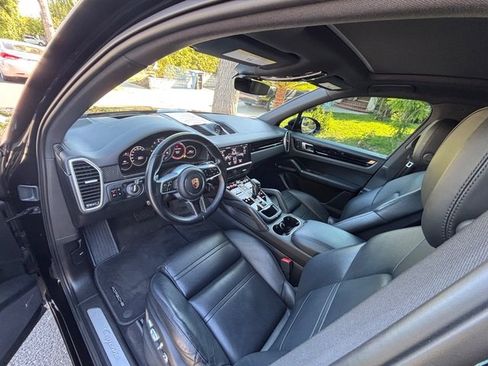 Used 2019 Porsche Cayenne E-Hybrid AWD/4WD image 33