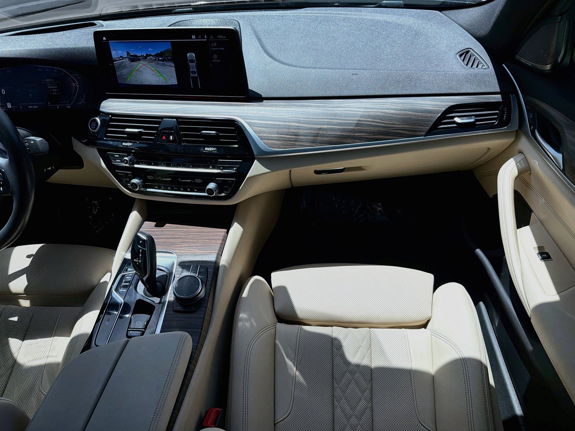 Used 2023 BMW 540i w/ Premium Package RWD image 18