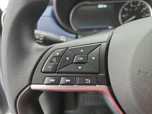 New 2025 Nissan Versa SV w/ Trunk Package FWD image 16