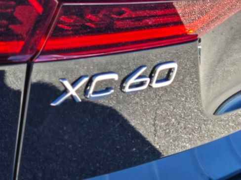 New 2026 Volvo XC60 B5 Ultra w/ Protection Package Premier AWD/4WD image 11