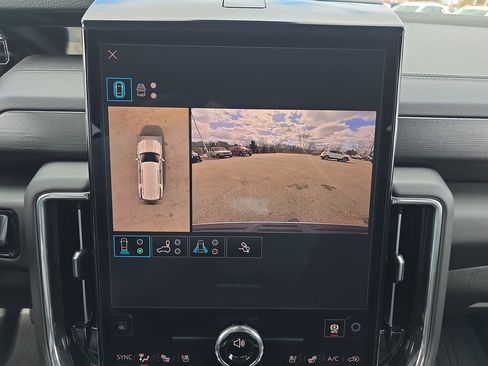 New 2026 GMC Yukon Denali w/ Sun & Power Step Package image 26