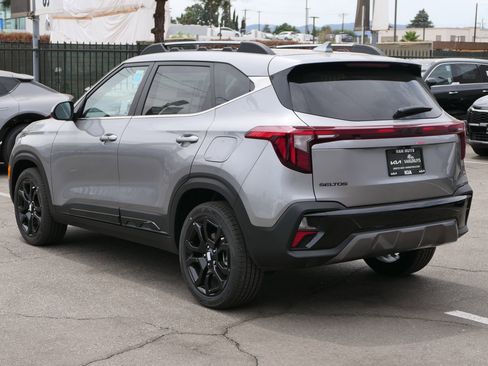 New 2025 Kia Seltos X-Line image 6