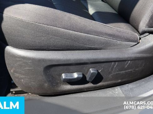 Used 2024 Nissan Altima 2.5 SV FWD image 11