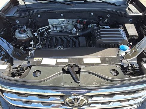 Used 2021 Volkswagen Atlas SE FWD image 24