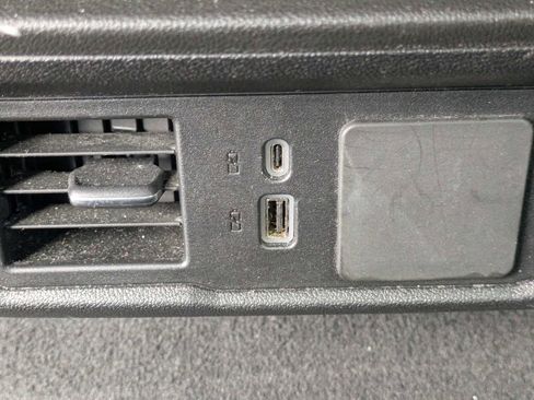 Used 2024 Chevrolet Silverado 1500 Custom image 15