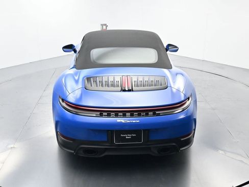 Used 2025 Porsche 911 Carrera image 32