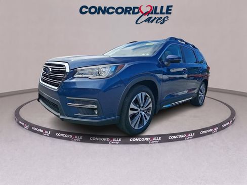 Used 2020 Subaru Ascent Limited w/ Technology Package AWD/4WD image 3