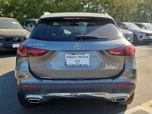 Used 2021 Mercedes-Benz GLA 250 4MATIC image 5