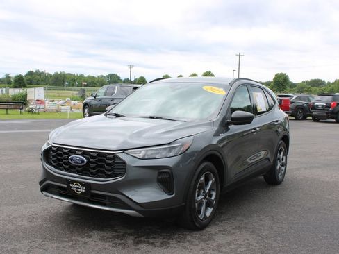 Used 2025 Ford Escape ST-Line FWD image 4