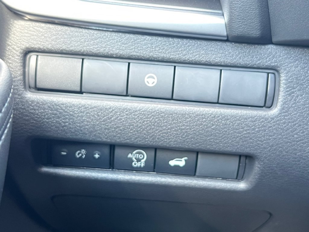 New 2026 Nissan Rogue SV w/ Cold Weather Package FWD image 26