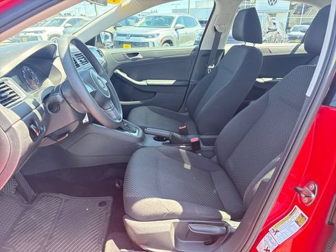 Used 2013 Volkswagen Jetta S FWD image 15