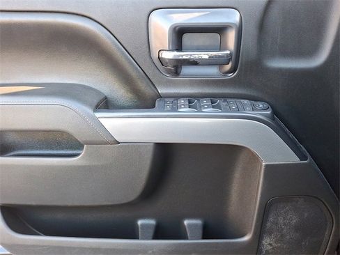 Used 2015 Chevrolet Silverado 2500 LT w/ LT Convenience Package image 18