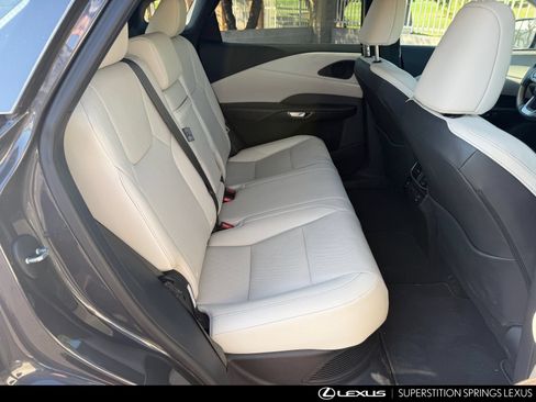 Used 2025 Lexus RX 350 AWD/4WD image 29