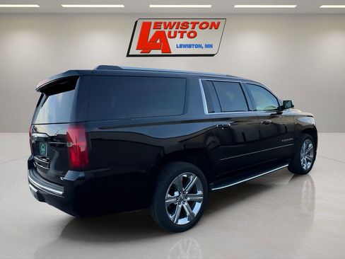 Used 2018 Chevrolet Suburban Premier image 8