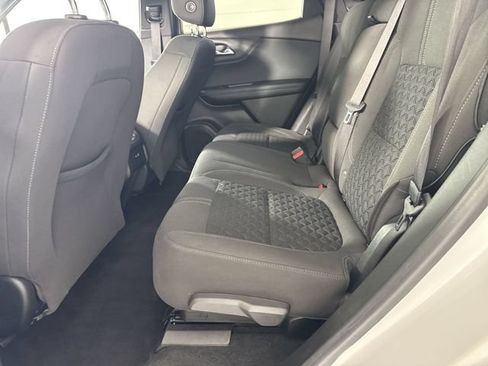 Used 2019 Chevrolet Blazer LT FWD image 21