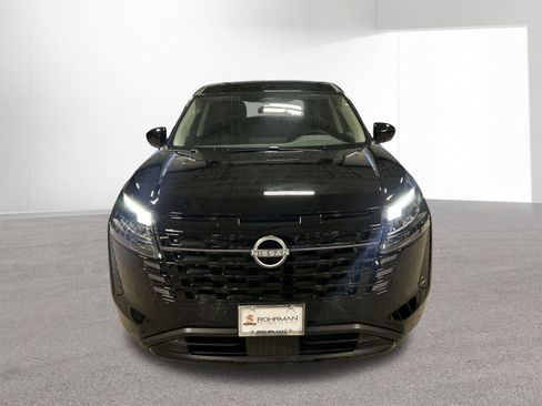 New 2026 Nissan Pathfinder S image 29