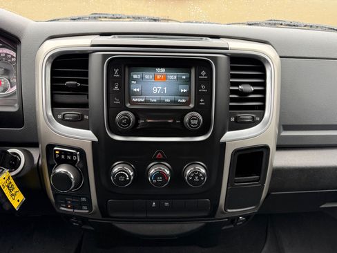 Used 2020 RAM 1500 Classic SLT AWD/4WD image 23